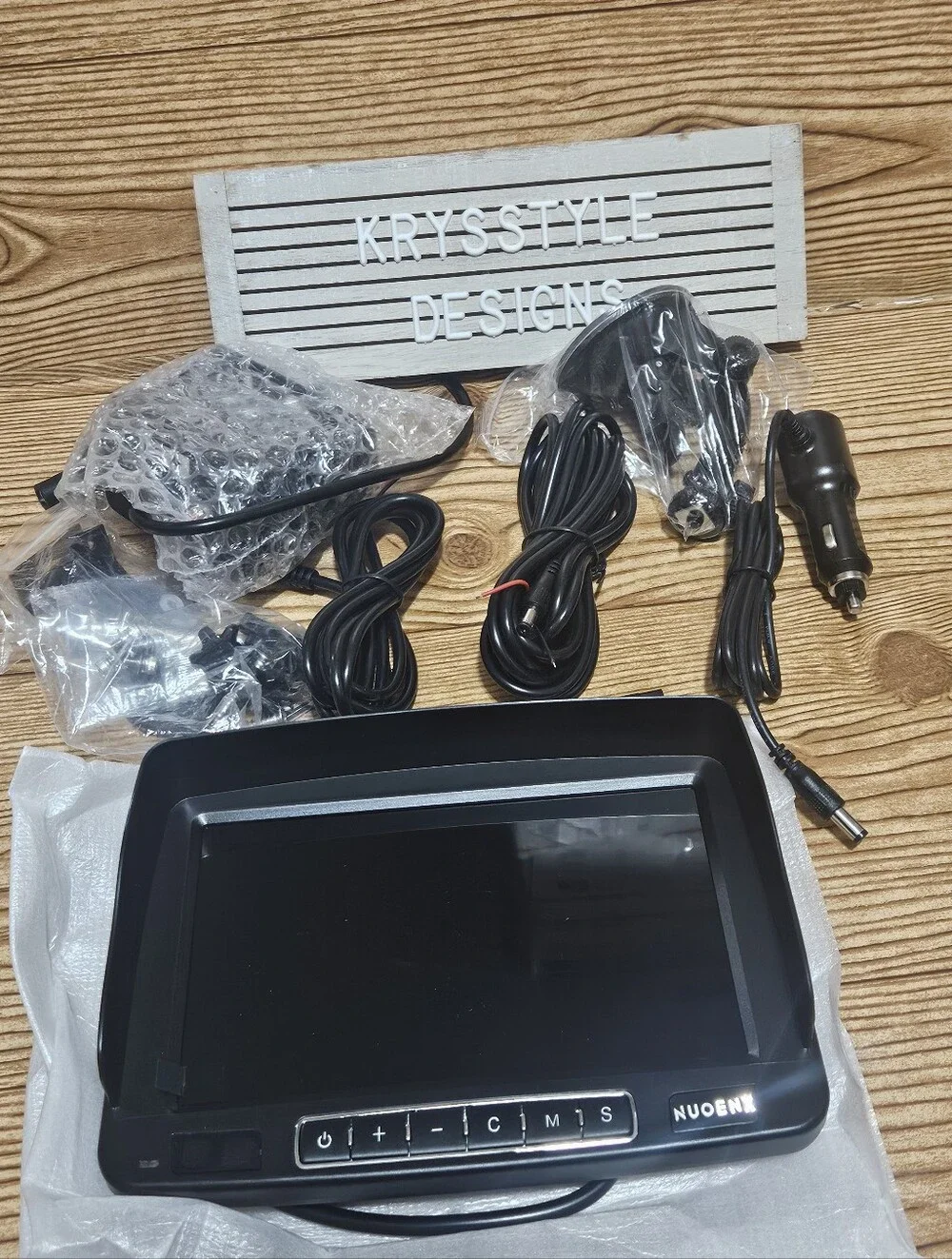 Nuoenx wireless backup camera